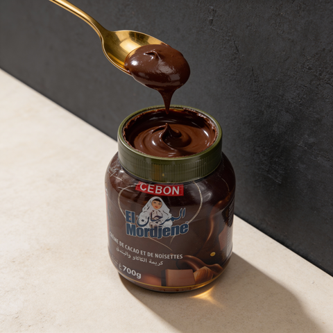 Gift packaging of Cebon El Mordjene 700g Gourmet Chocolate Spread, an elegant present for chocolate lovers.