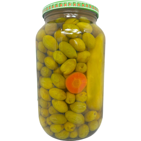 Close-up of Alahlam green salkini olives, highlighting the rich color and texture of these exquisite green salkini olives.