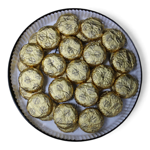 Al Nejmah Sweets Royal Dates Maamoul Wrapped 1000g featuring gourmet maamoul cookies in an elegant packaging.