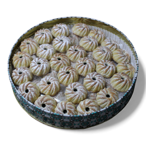 Al Nejmah Sweets – Dates Maamoul Sweets with Sugar, a delightful choice among Arabic desserts with dates.