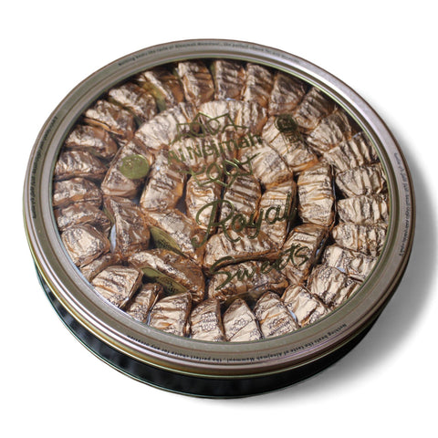 Al Nejmah Sweets Walnut Maamoul Wrapped 1000g featuring traditional walnut maamoul cookies.