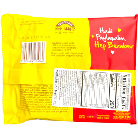 Close-up of Ülker Paylaşmalık Chocolate Wafer Multipack 144 g, a delicious snack chocolate wafer ideal for sharing.