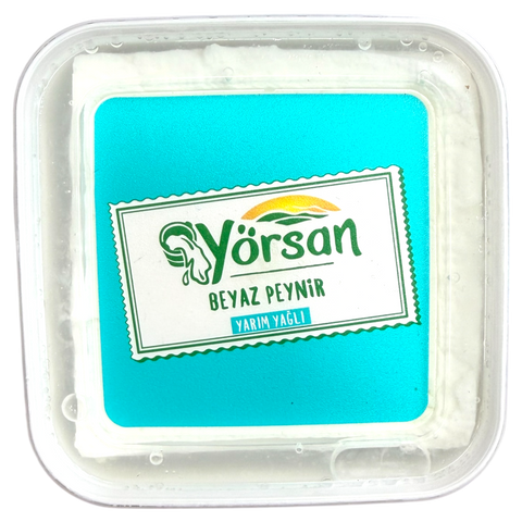 Close-up of Yorsan Hulf White Cheese 400g demonstrating its creamy texture and fresh appearance.