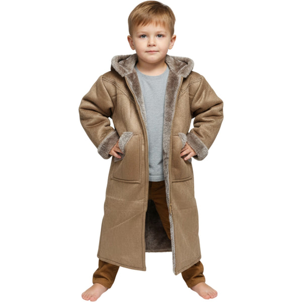 Kids Winter Fur Coat – Hooded 3-4 y old displayed on a child in a snowy landscape, showcasing warmth and style.