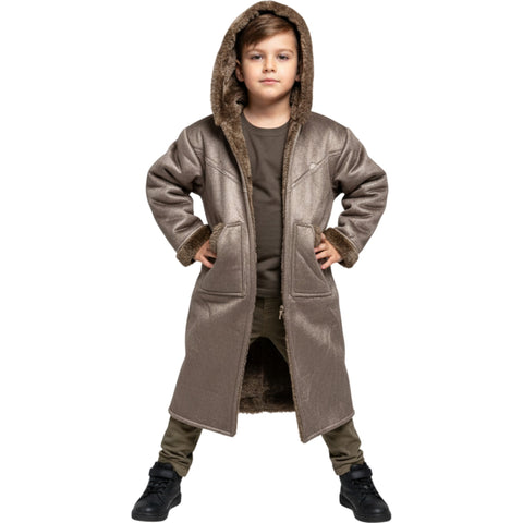 Stylish child showcasing the Kids Winter Fur Coat – Hooded 3-4 y old, ideal for school and play.